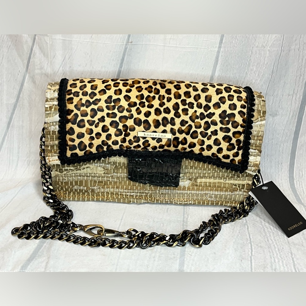 NWT- Kooreloo Authentic- New Yorker Leo in Beige- Handbag- MSRP $995